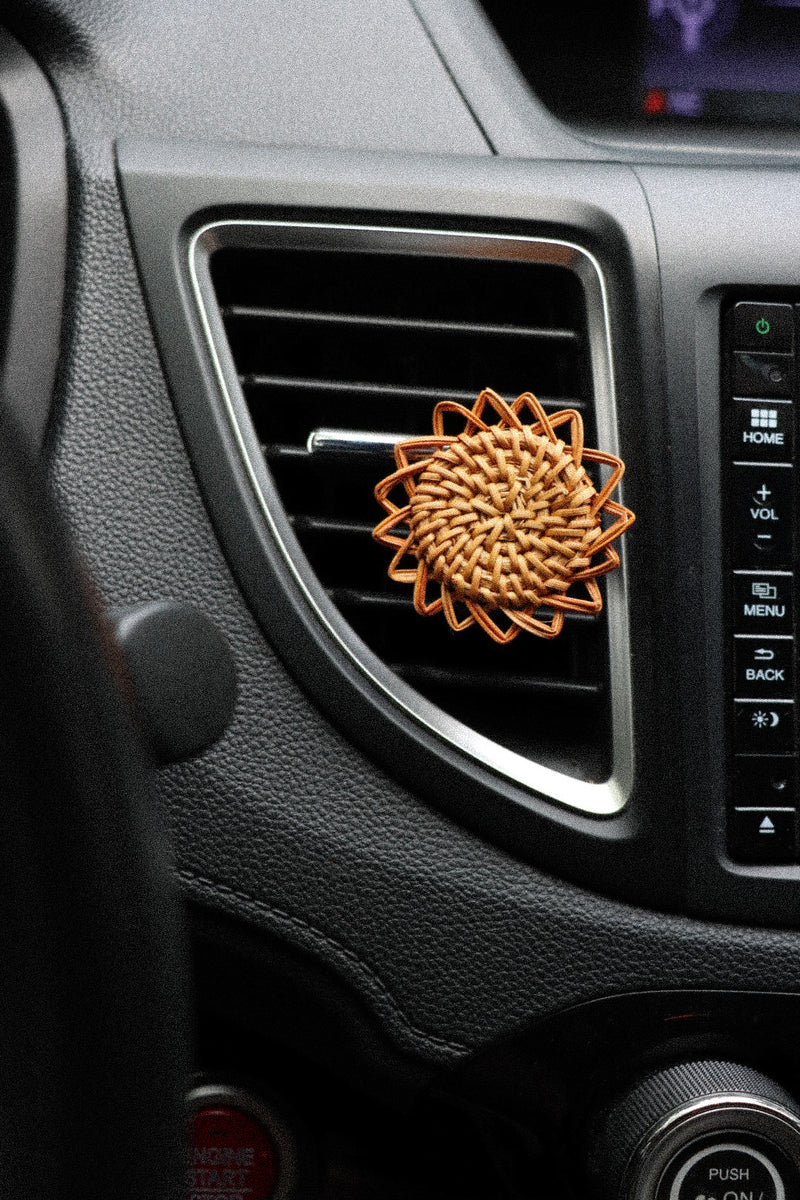 Leather Essential Oil Car Diffuser – DayCrafter
