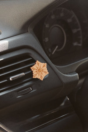 Snowflake Air Vent Essential Oil Car Diffuser