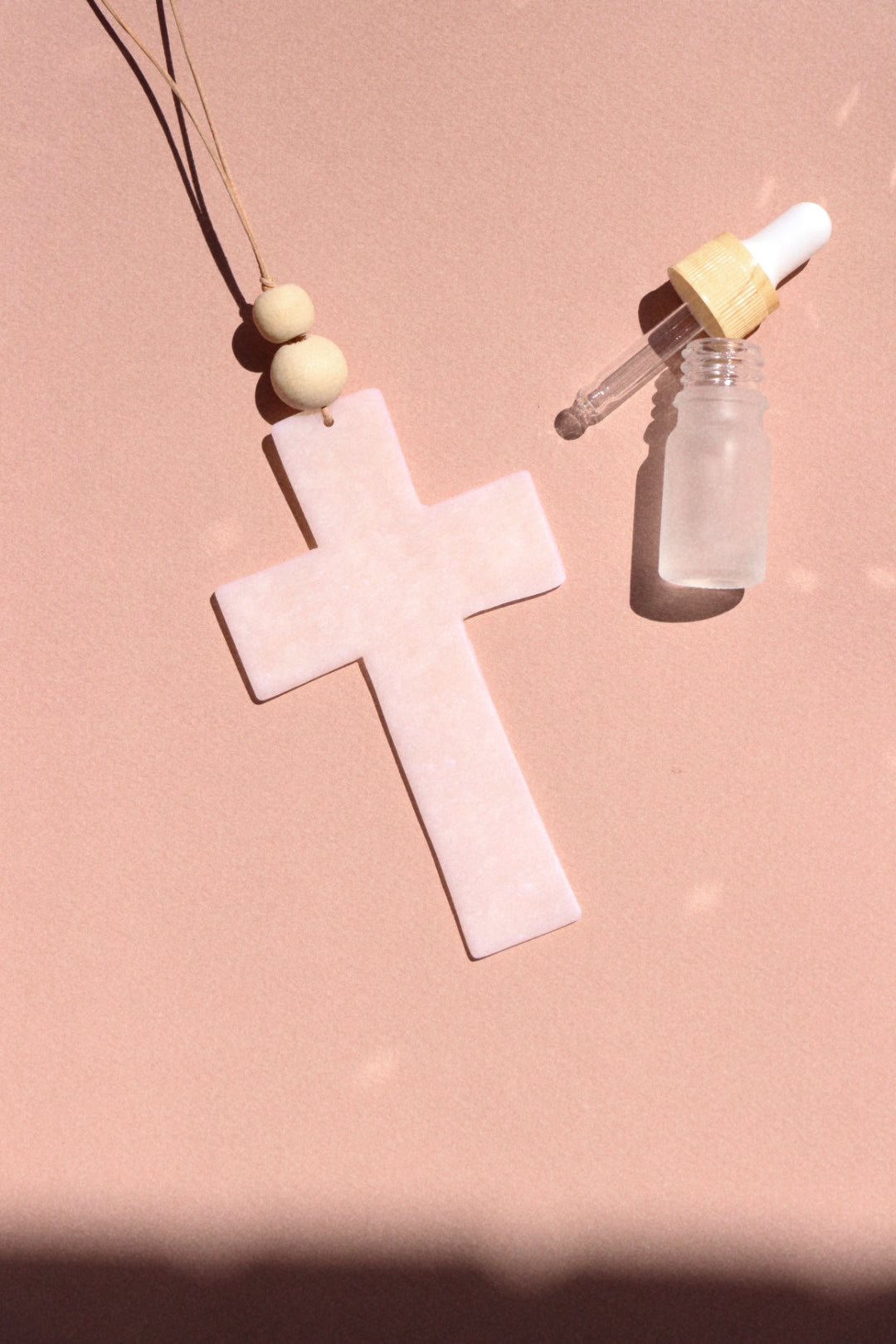 Cross Car Essential Oil Diffuser