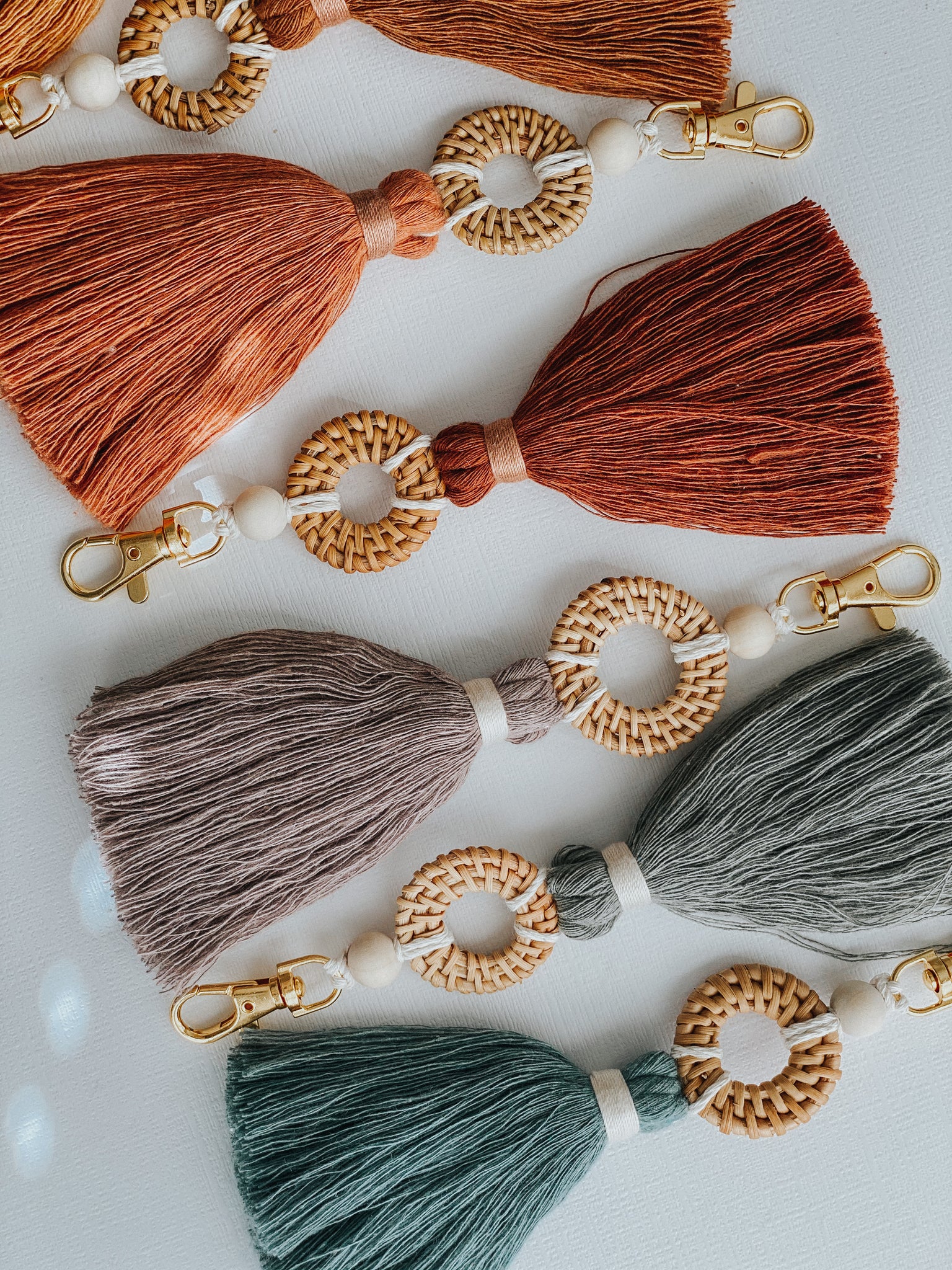 Small Diffusers Keychain Rattan Essential Oil Keychain Diffuser – DayCrafter