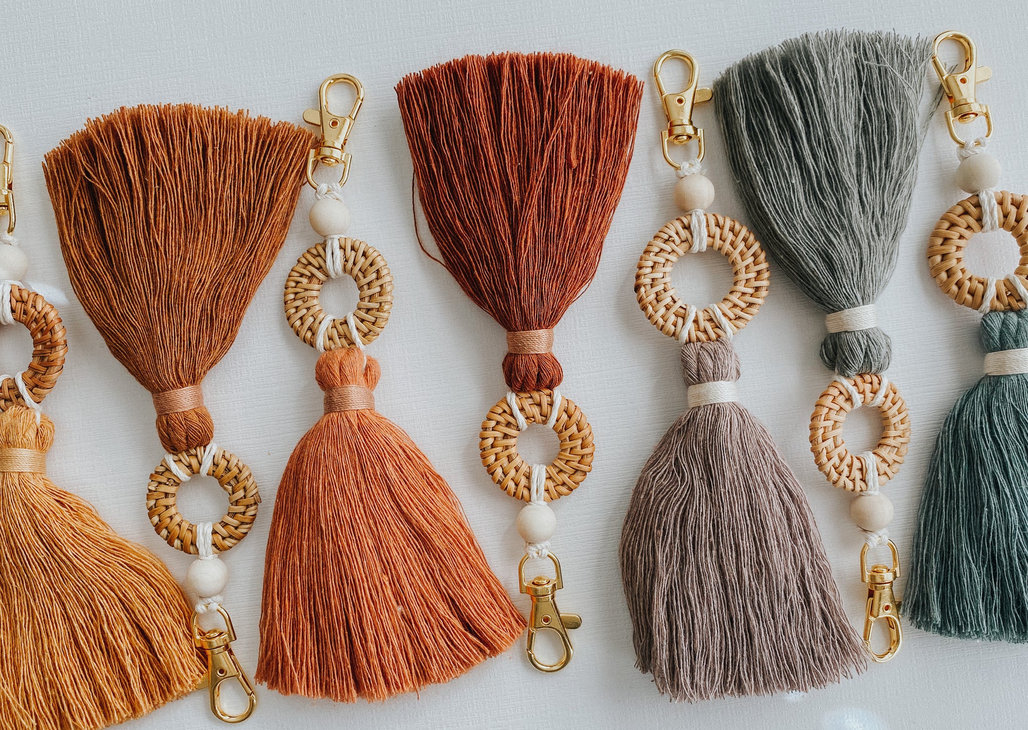 Small Diffusers Keychain Rattan Essential Oil Keychain Diffuser – DayCrafter