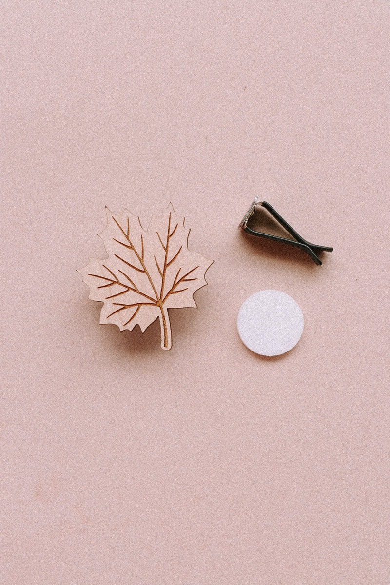 Maple Leaf Essential Oil Air Vent Diffuser – DayCrafter