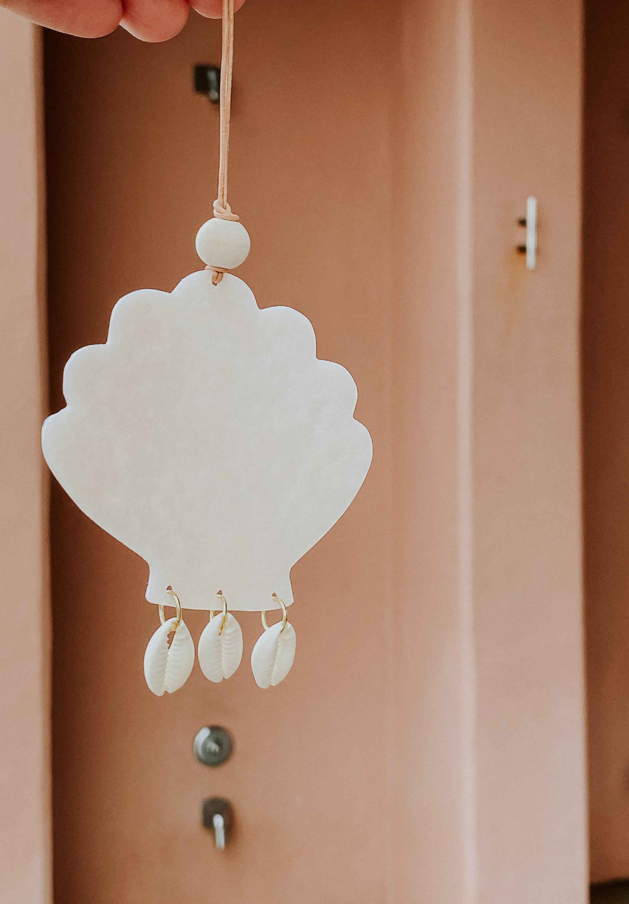 Seashell Essential Oil Car Diffuser – DayCrafter